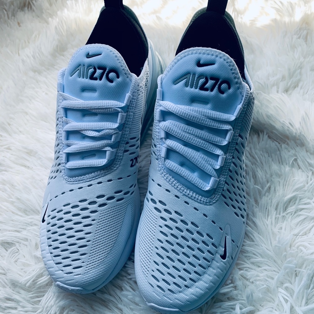 Nike Air Max 270 - Picture 4 of 7